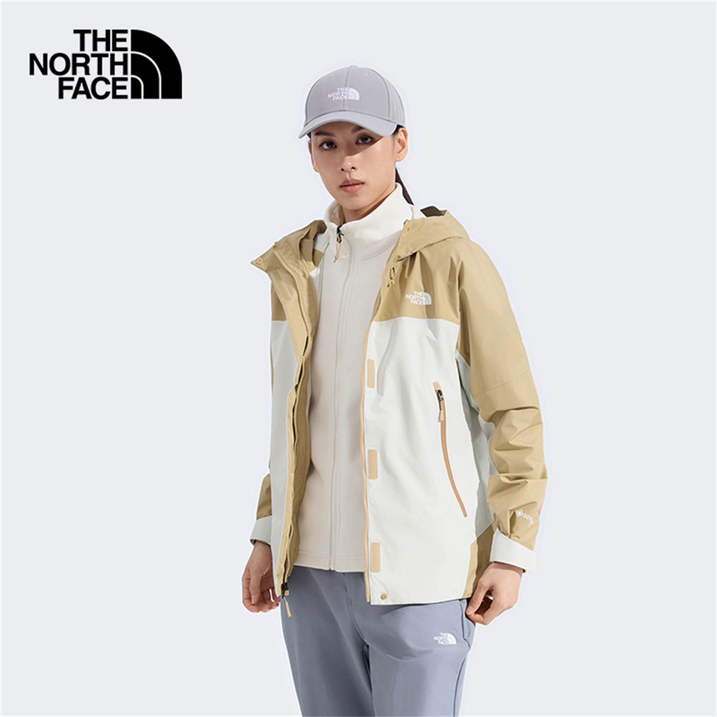 北面女士户外抓绒三合一冲锋衣