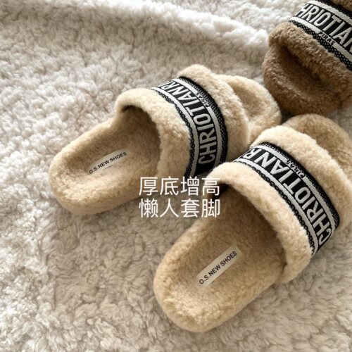 低调！温柔！老钱风~INS毛毛拖鞋女秋冬外穿2026高级毛绒一字棉拖
