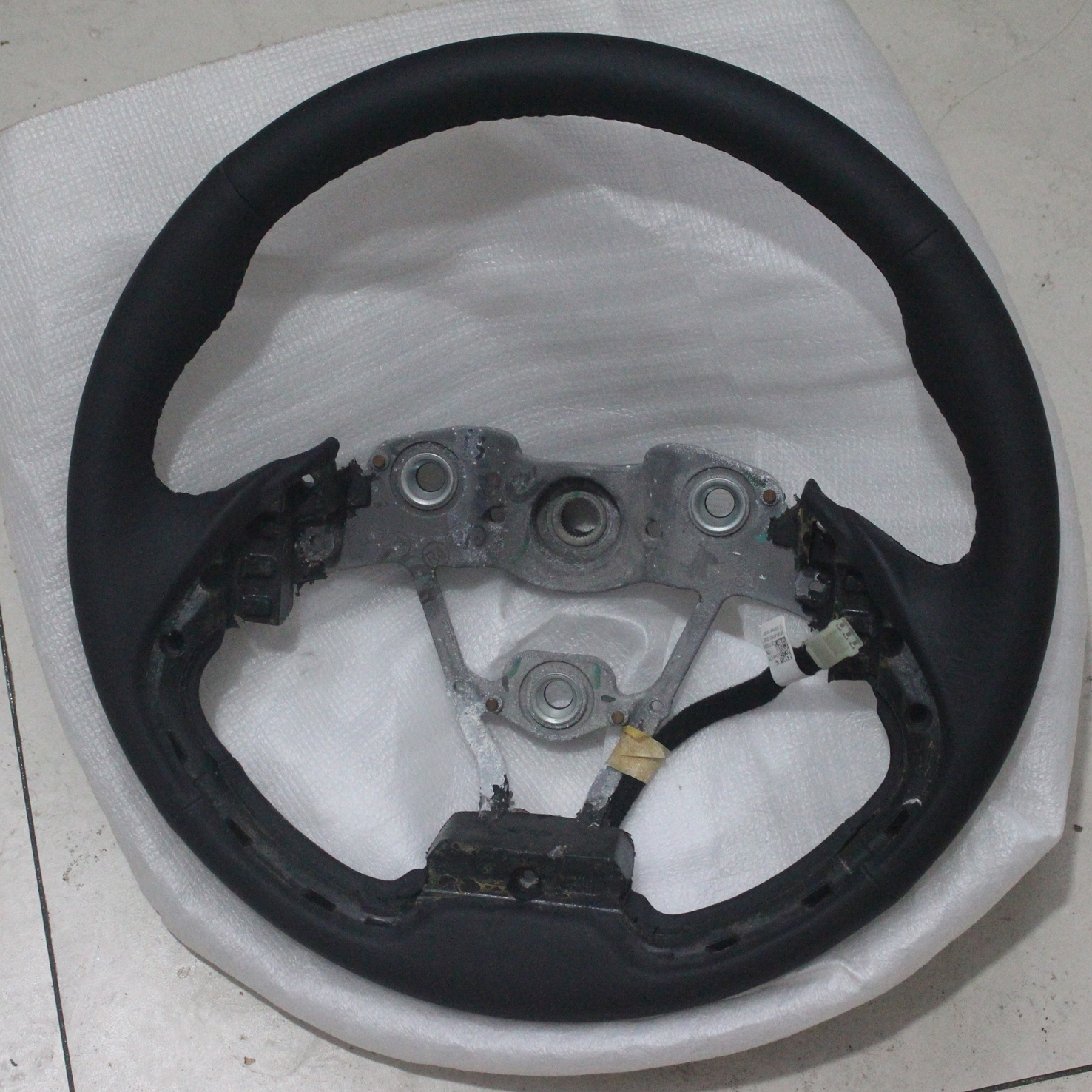 起亚k3汽车方向盘真皮