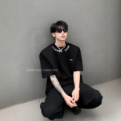 黑沧社/美式小众刺绣设计感黑色垫肩短袖男夏季重磅廓形高级感T恤