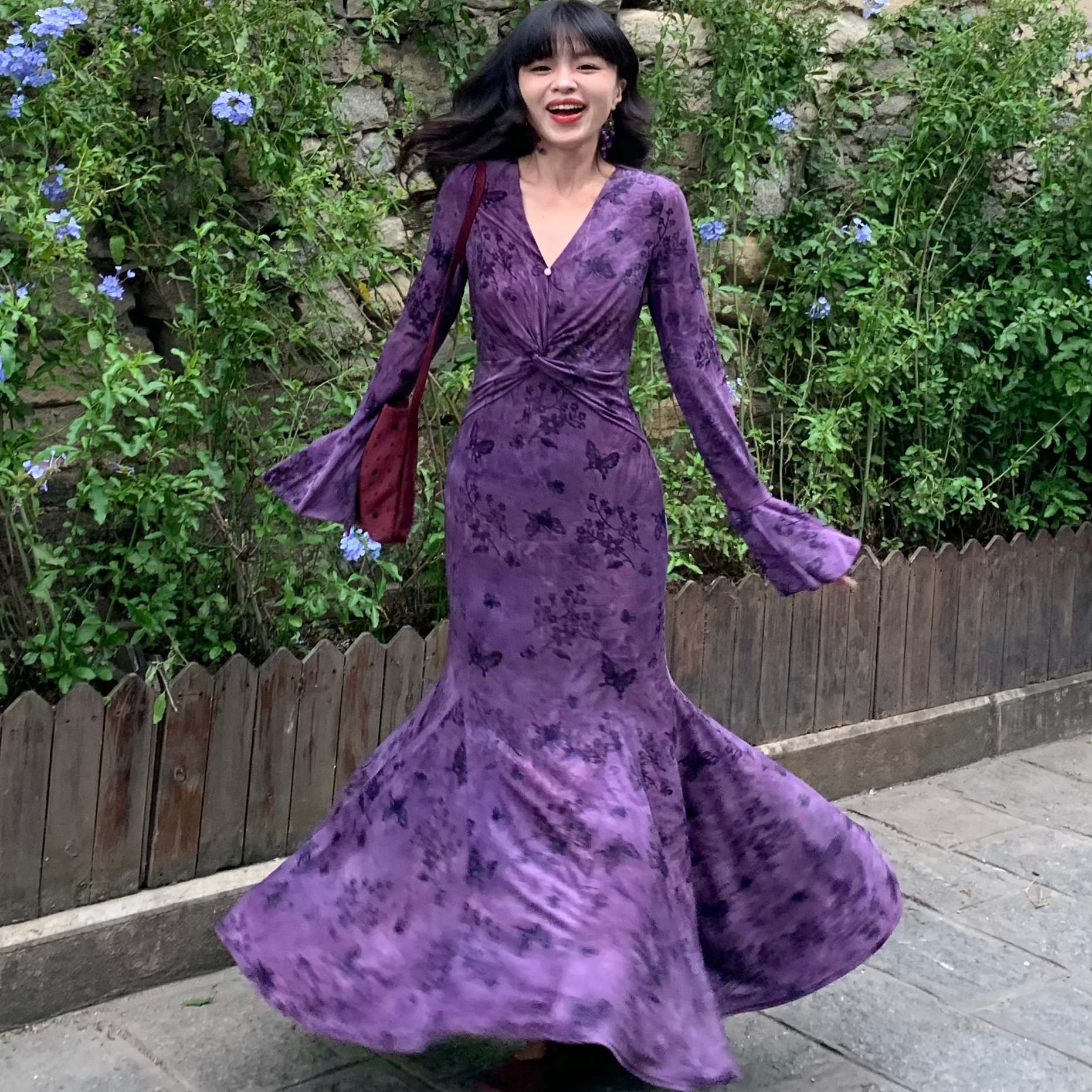 复古紫碎花V领长袖显瘦鱼尾裙