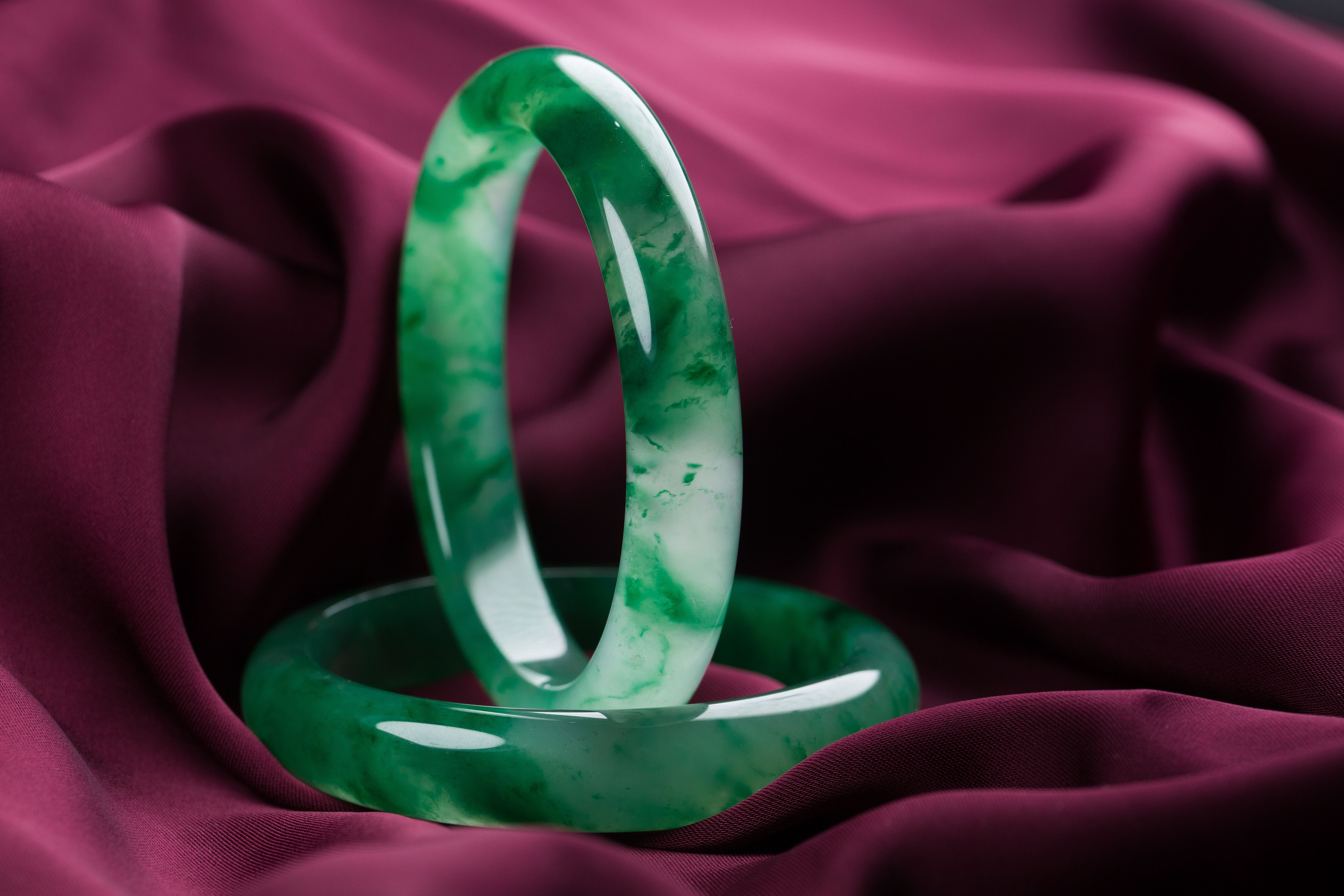 玉神工艺精品独龙玉手镯