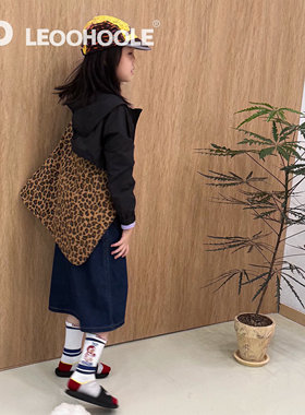 LEOOHOOLE | 哦哦乐 松弛感慵懒时髦精 搭配单品帆布亲子豹纹包包