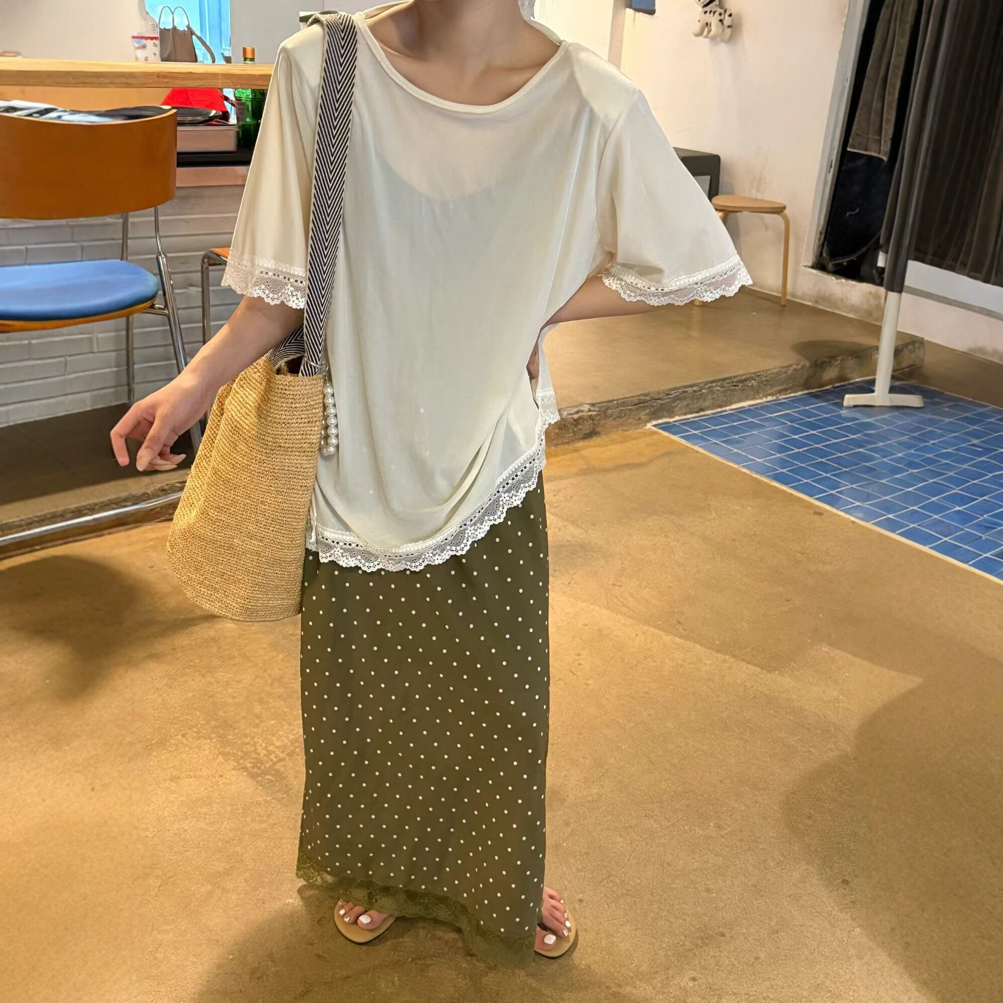 拼蕾丝边圆领垫肩半袖t恤女2026