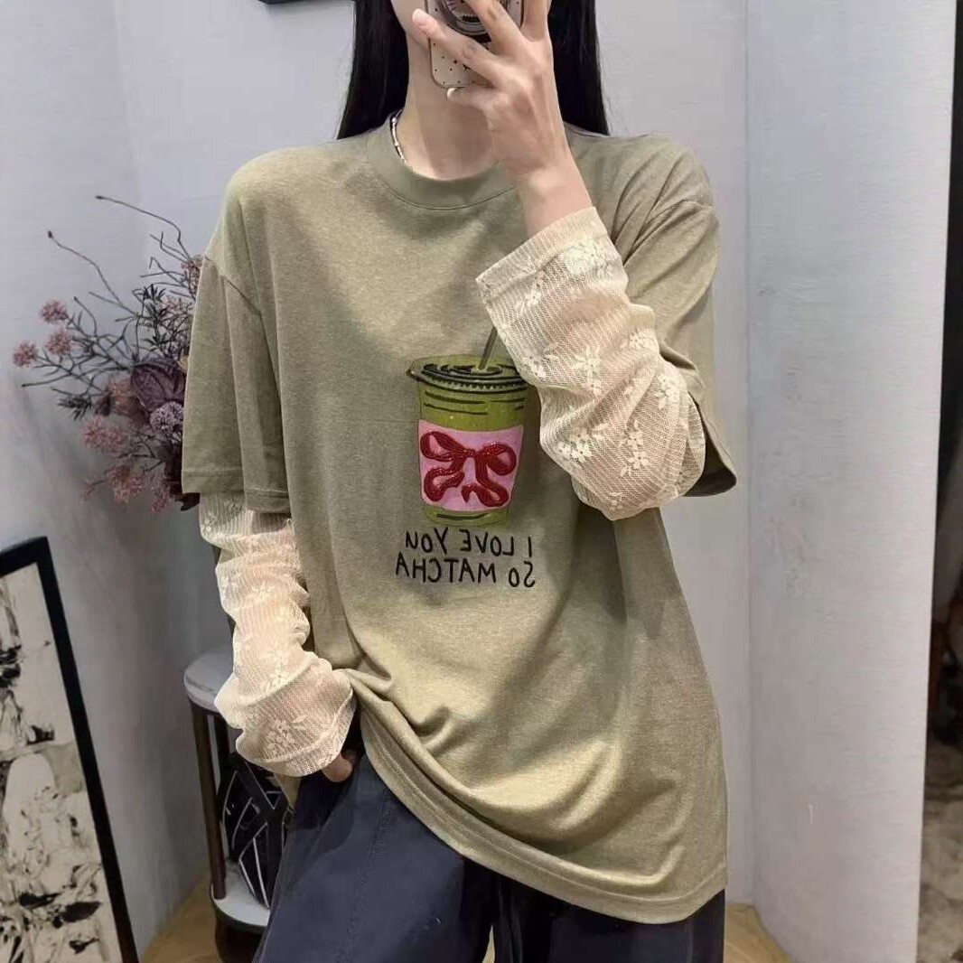 蕾丝拼接大版减龄洋气百搭上衣