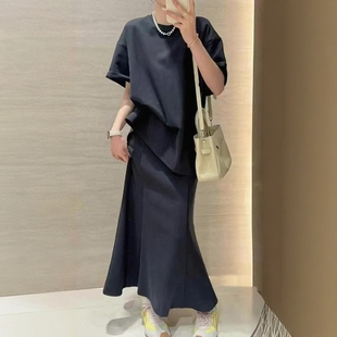 半身裙时髦套装 纯色套装 宽松t恤 裙两件套欧洲站2025秋季 女潮 新款