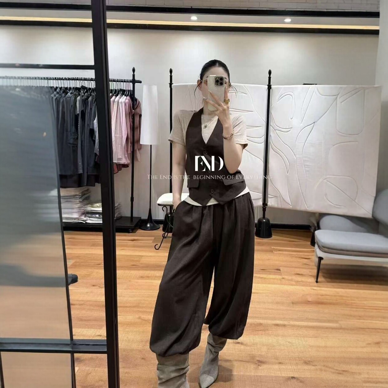 挂脖马甲背心+短袖T恤女两件套潮
