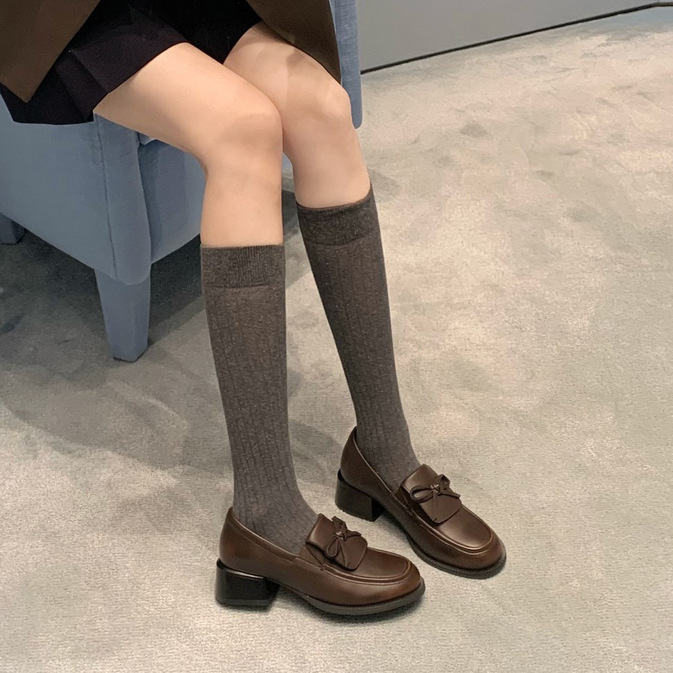 同款葡萄妈复古方头蝴蝶结乐福鞋气质通勤软底粗跟玛丽珍小皮鞋女