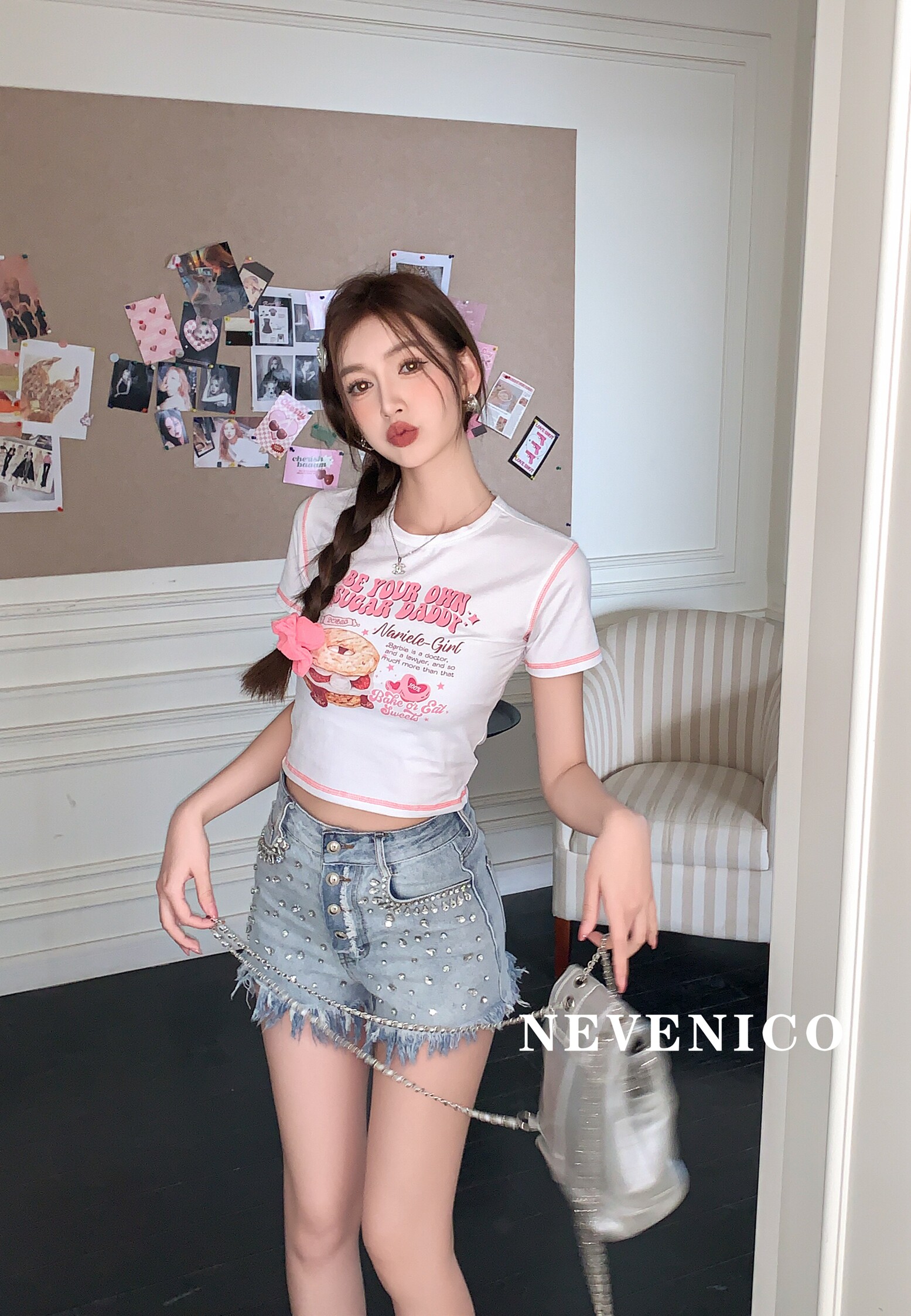 联系客服有惊喜NeveNico2024年夏季新款排扣水钻钉珠流苏牛仔短裤