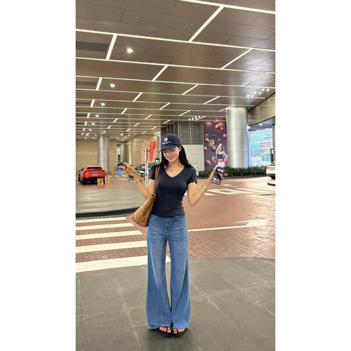 陈椿儿 夏季薄款高腰显瘦气质微喇牛仔裤女百搭宽松喇