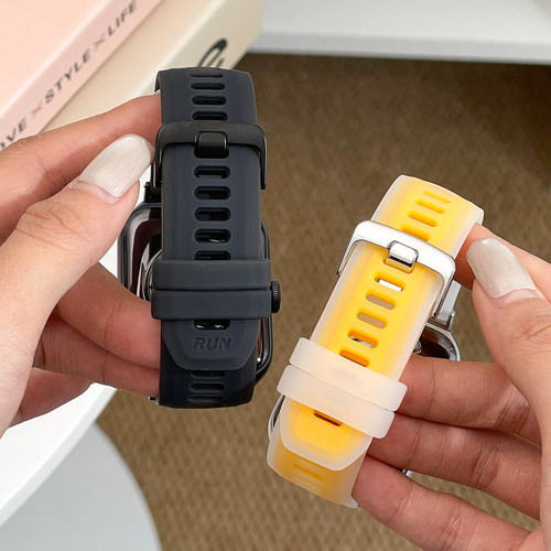 适用OPPOwtach1代46mmECG版表带透气个性果冻双色款OPPOWatch3Pro/OWW211替换腕带oppo智能手表2代/3代手表链