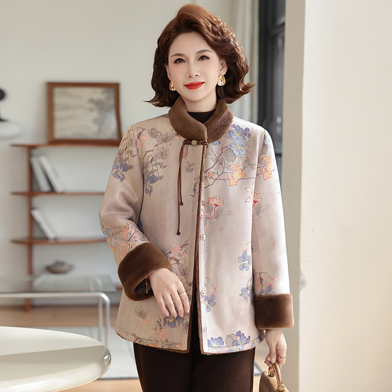 中国风妈妈装皮毛一体保暖外套