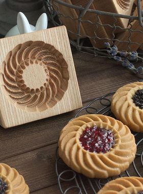 3D Wooden Cookie Cutter Moulds for DIY Baking, Engraved Embo