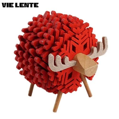 Elk Shape Drink Coasters Cup Pads Insulated Round Felt Cup M