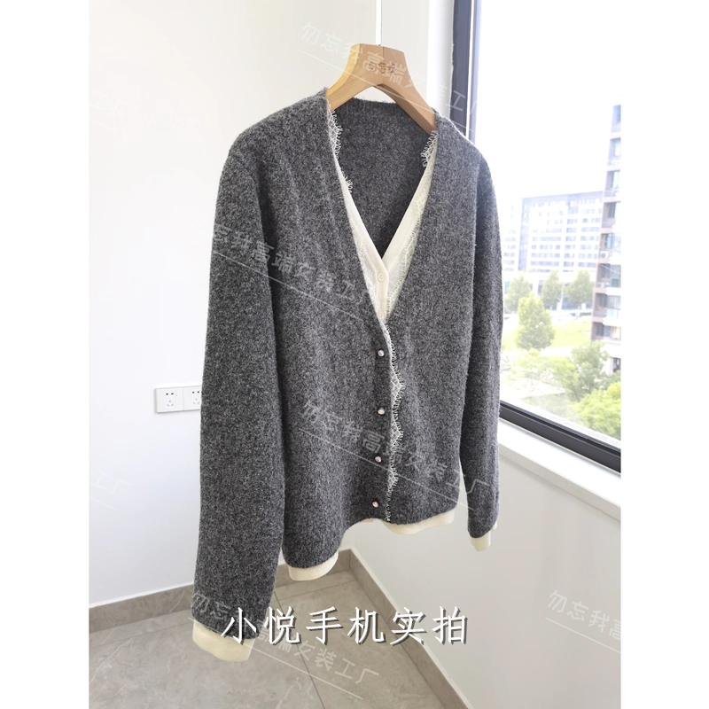 ER家柜3.9K# 美丽诺羊毛蕾丝假两件上衣V领针织开衫毛衣外套女秋