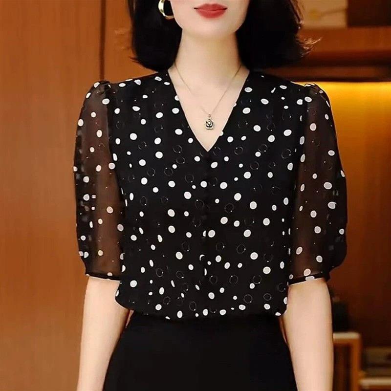 美悦女装服饰夏季减龄显瘦波点五分袖上衣时尚百搭洋气大码雪纺衫