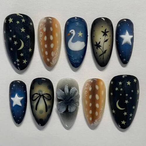 24pcs Star Moon Style Fake Nails White Swan Bowknots Flower