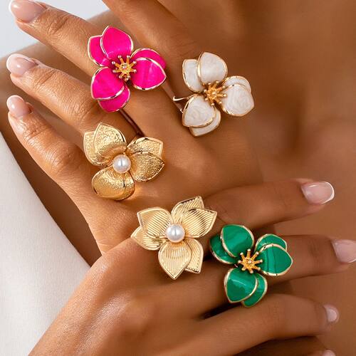 A Women's Open Ring with Flowers in Various Colors to Choose
