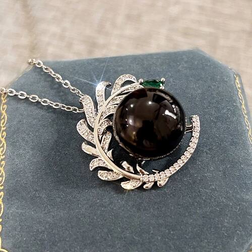 Huitan Novel Black Imitation Pearl Pendant Necklace for Wome
