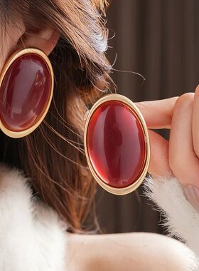 Vintage Red Resin Women's Earrings Stud Earrings Luxury larg