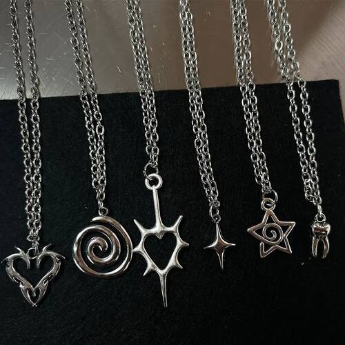 Y2K Flail Fire Heart Teeth Pendant Necklace for Women Men Ch