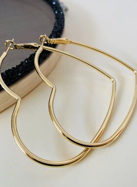 Minimalism Metal Heart Hoop Earrings for Women Golden Silver