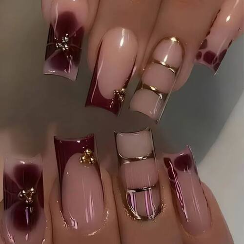 24Pcs Retro Flower Long Coffin French Fake Nails Caviar Bead