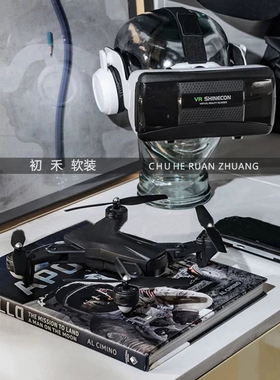样板间男孩房潮玩科技主题摆件