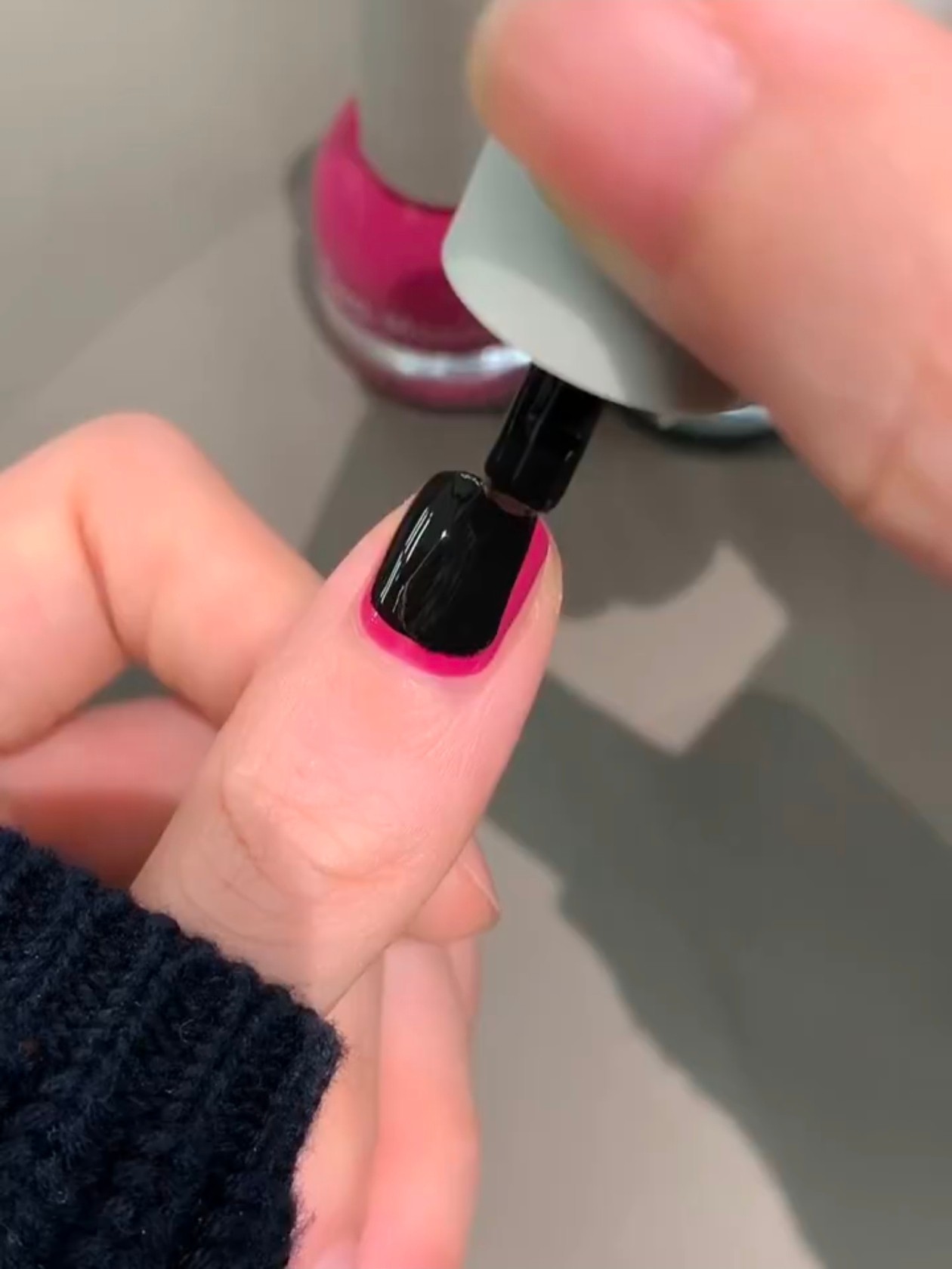 甜菜玫粉 黑粉配色甜酷不过时！Two-moons水性指甲油免烤可撕拉,彩妆/香水/美妆工具,指甲油,淘宝优惠券,粉丝福利购,淘宝优惠卷