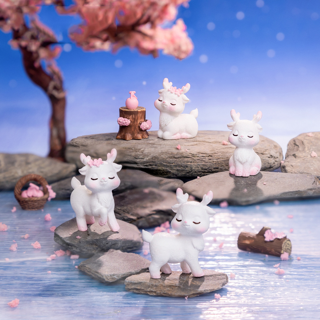 微景观创意可爱粉色小鹿公仔樱花树园艺DIY装饰品桌面汽车小摆件