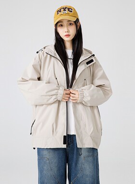 1404-1745-P35--2026新品上新情侣款冲锋衣外套中性潮流连帽夹克
