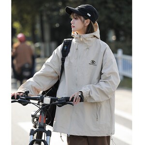 1404-1-9223-p80新款休闲冲锋衣 棒球服潮 夹克图片