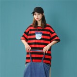 红色