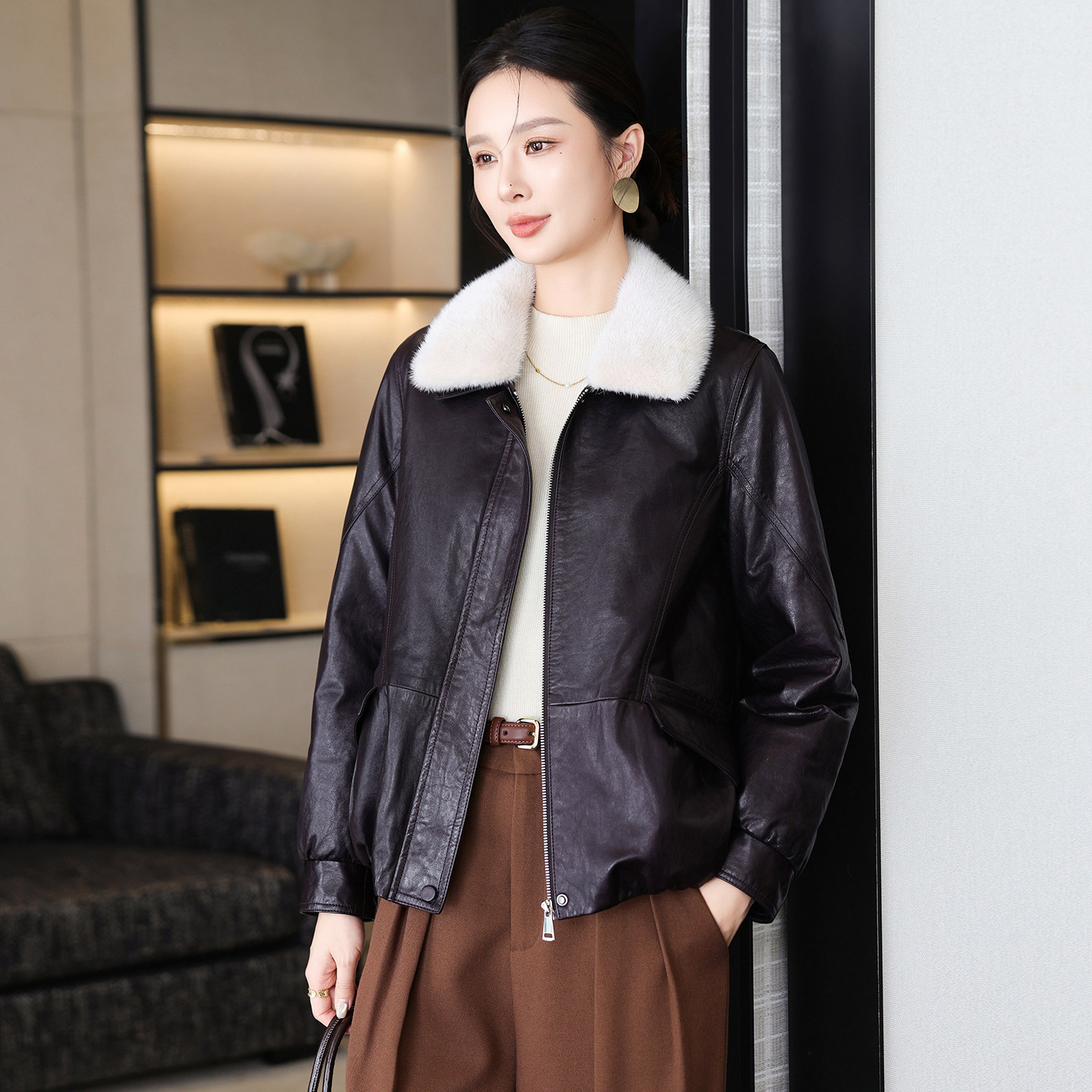 真皮羽绒服水貂毛女短款皮衣