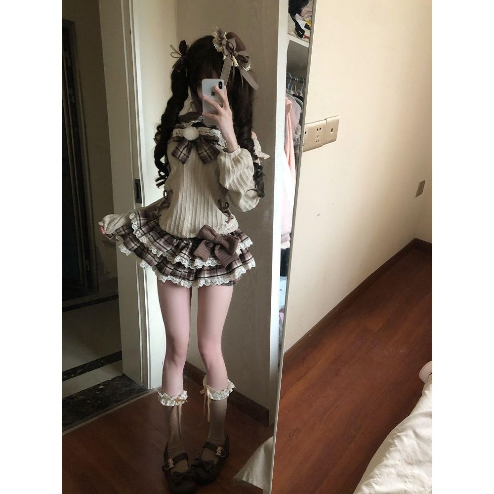 焦糖慕斯 甜美可爱风少女蝴蝶结露肩长袖上衣蛋糕半身裙两件套女