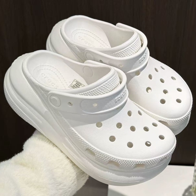 Crocs卡骆驰泡芙 云朵鲸鱼洞洞鞋男女沙滩鞋厚底增高凉拖鞋207521