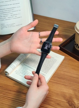 苹果手表表带黑色鱼子酱皮磁吸扣小蛮腰适用iWatchS11S109ultras3