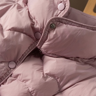 春天家 高腰裤绝配 法G轻暖波浪纹立领安心90绒羽绒服女4U26 特