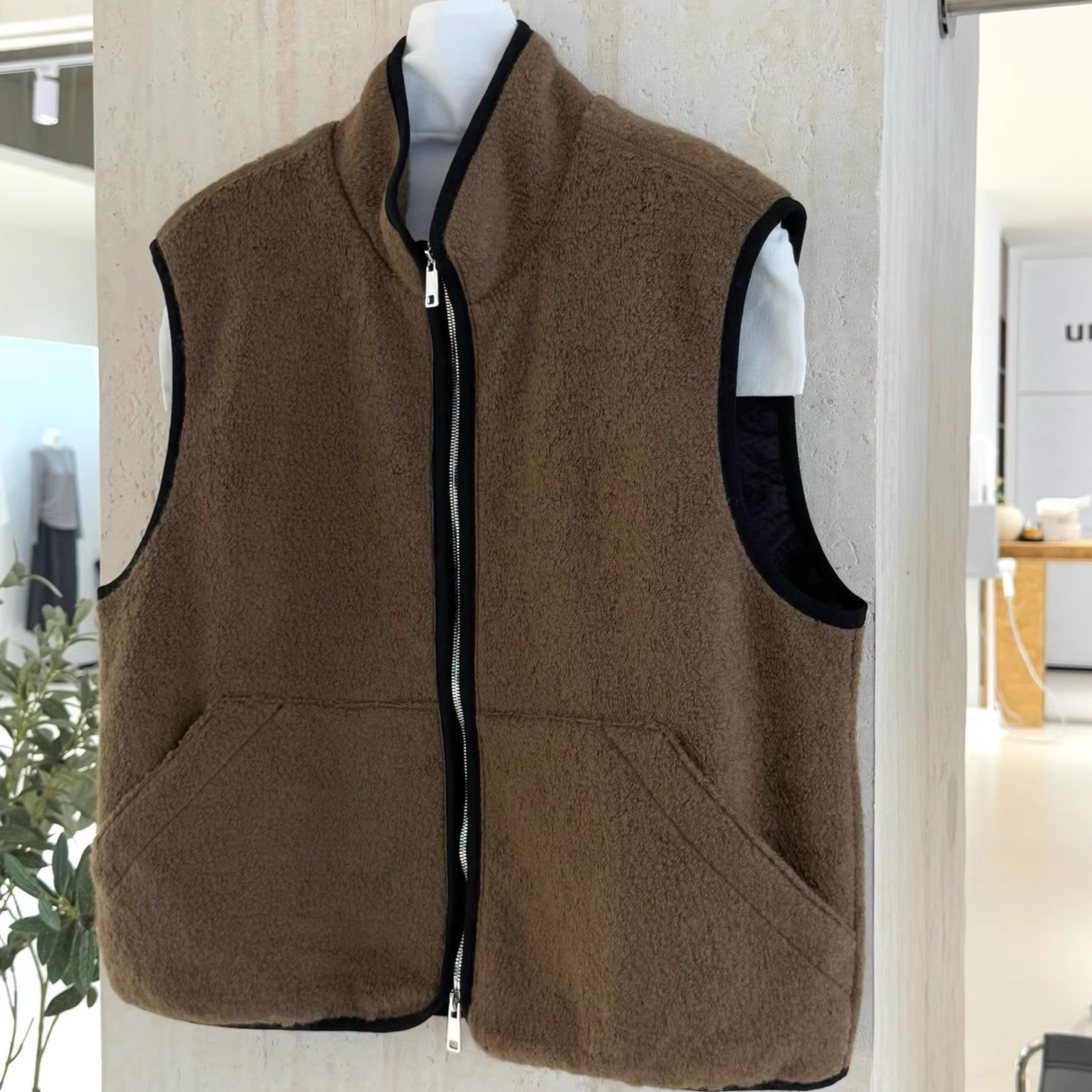 羊毛有档次休闲大气～2025包边驼色棕色叠穿立领帅气马甲背心