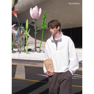 “能混搭的季节尽量不中规中矩”早春拉链半开领卫衣 | kernhafen