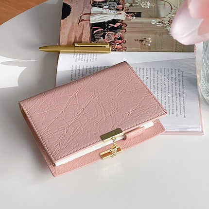 磁吸活页笔记本A7活页本外壳精致高级手帐本女随身迷你便携记事本