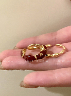 法式复古红色戒指女轻奢高级感小众设计食指戒开口可调节素圈指环