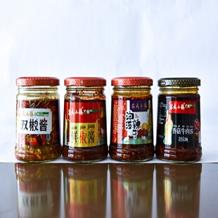 【苏武小镇】拌面下饭香菇牛肉酱双椒酱油泼辣子鲜椒酱260g