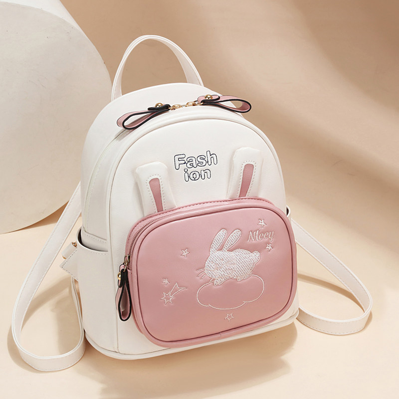 可爱少女心双肩包2026新款时尚休闲女士小背包春夏大容量旅行包包