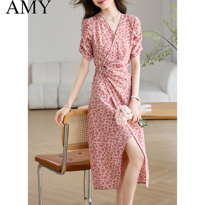 2025夏日新款漂亮碎花不规则开叉连衣裙短袖冷淡系法式茶歇裙子女