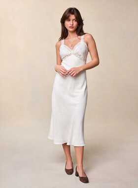 法式浪漫蕾丝花边拼接镂空小性感45度斜裁修身无袖性感吊带连衣裙