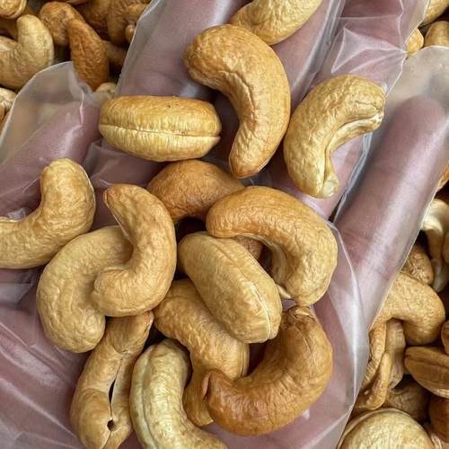 2025年新现烤不加盐原味大腰果仁大颗粒当天烤休闲零食无添加