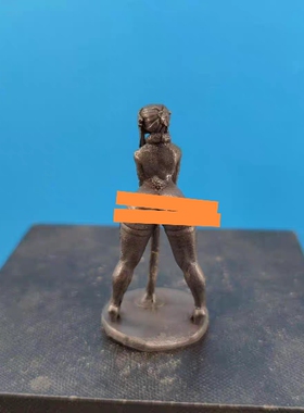 纯铜做旧徒步旅行者小摆件