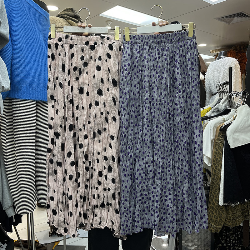 法式复古扎染波点印花半身裙秋冬小众设计感褶皱高腰A字大摆长裙