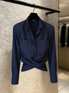 藏蓝色交叉绑带衬衫